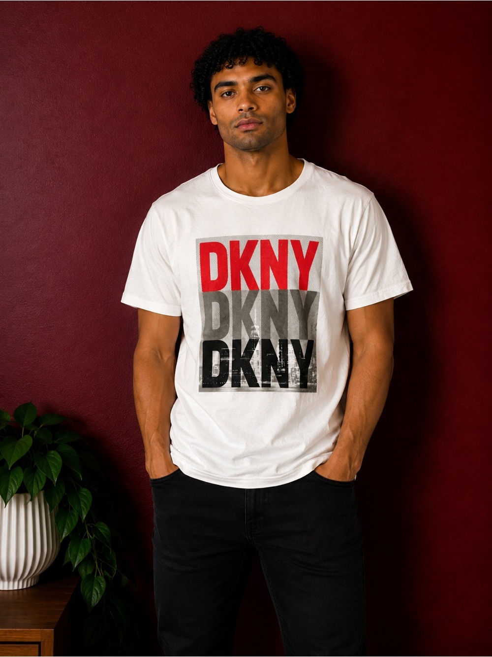 DKNY White Graphic Logo Short Sleeve T-Shirt